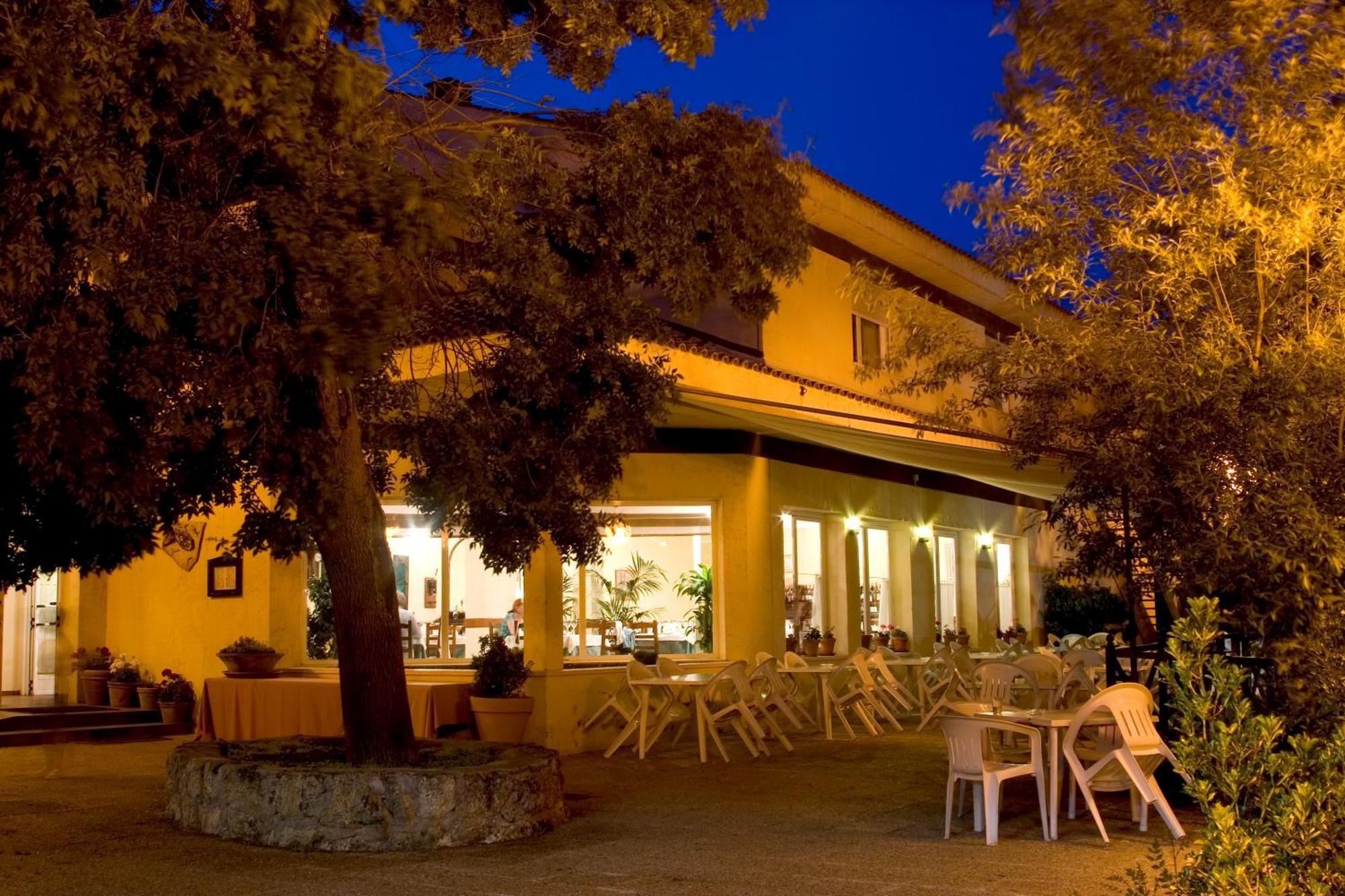 Hotel El Tablazo Villalba de la Sierra Bagian luar foto
