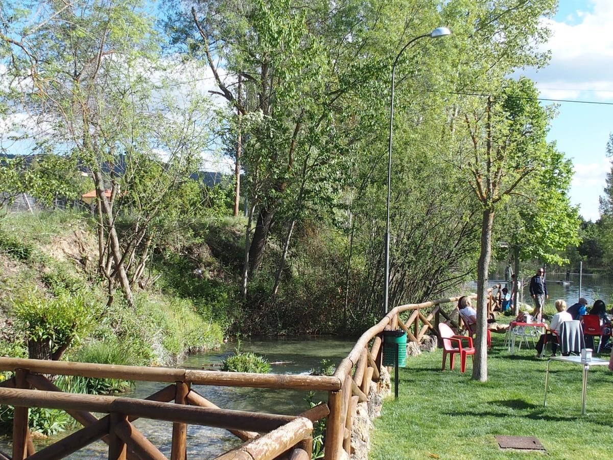 Hotel El Tablazo Villalba de la Sierra Bagian luar foto